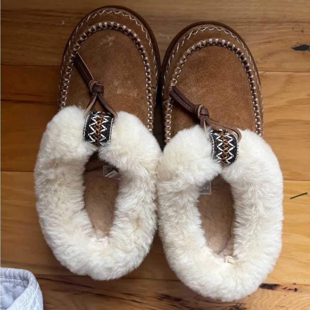UGG Tasman Alpine Slippers